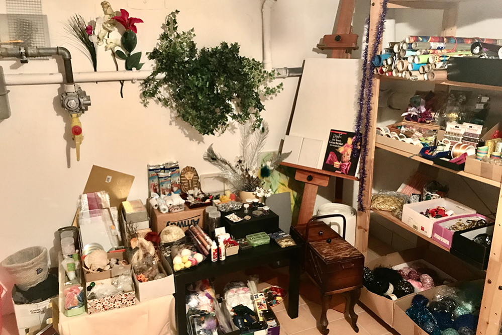 Bastelkram im Keller