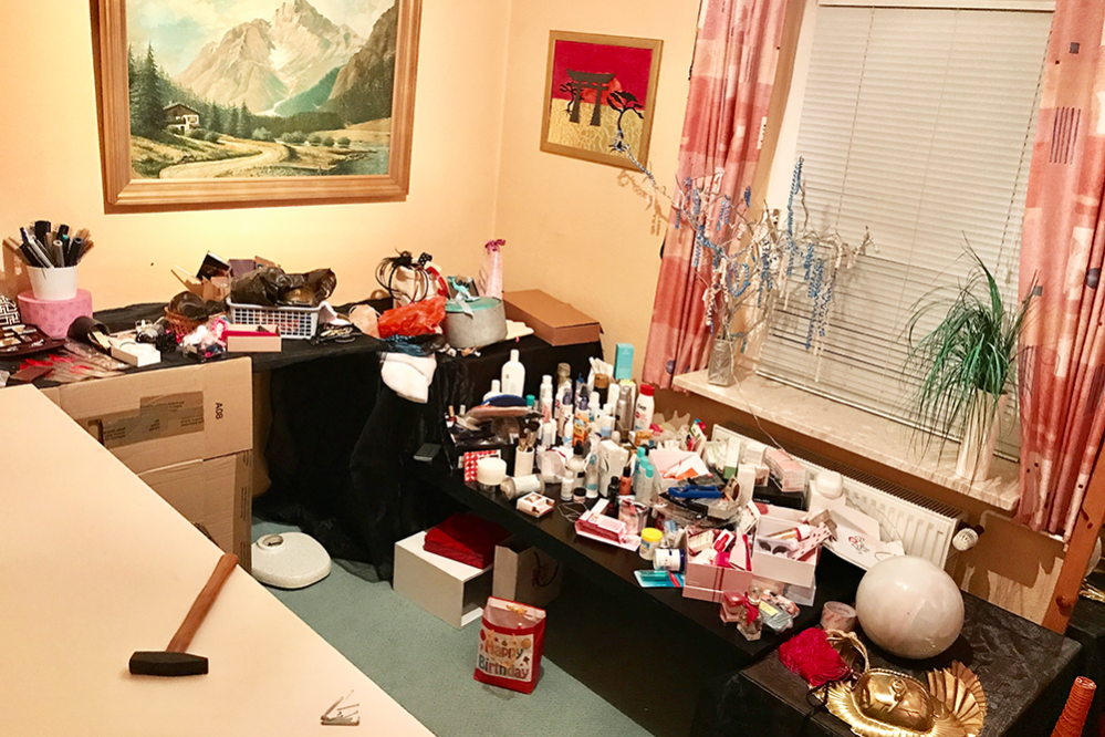 Das Gaestezimmer vor dem Flohmarkt