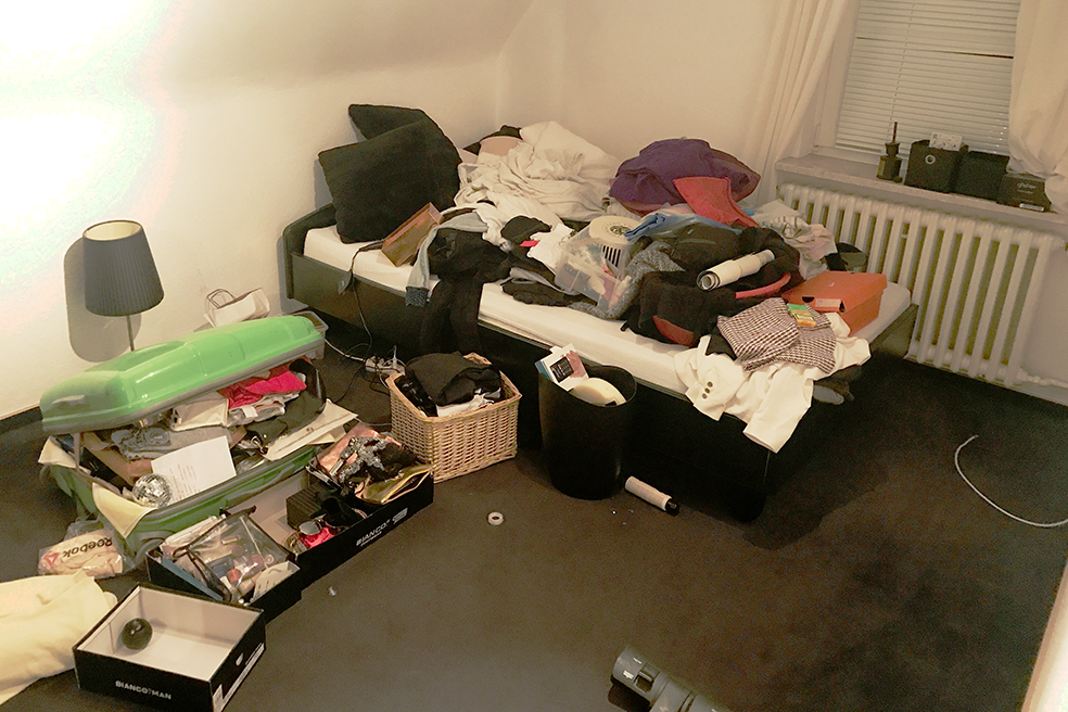 Mein Schlafzimmer eine Nacht vor meinem Auszug